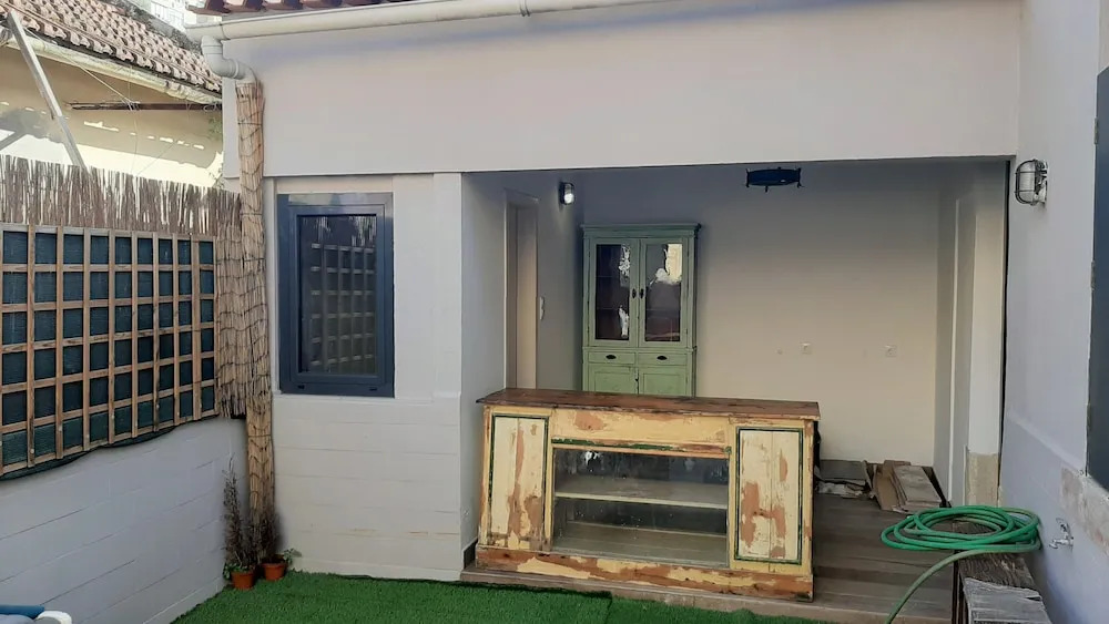 Beautiful Classic Designed 3-bed Villa in Lisboa