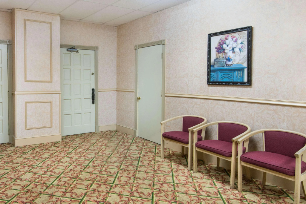 Days Inn and Conference Center Branford