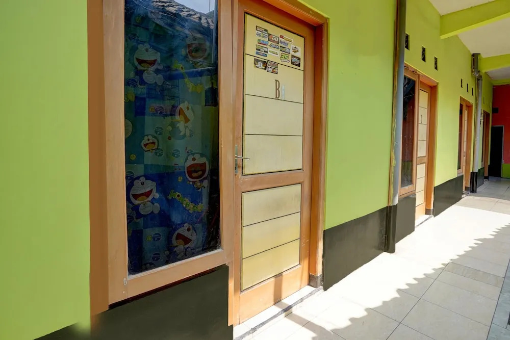 OYO Life 92840 Wisma Morricco