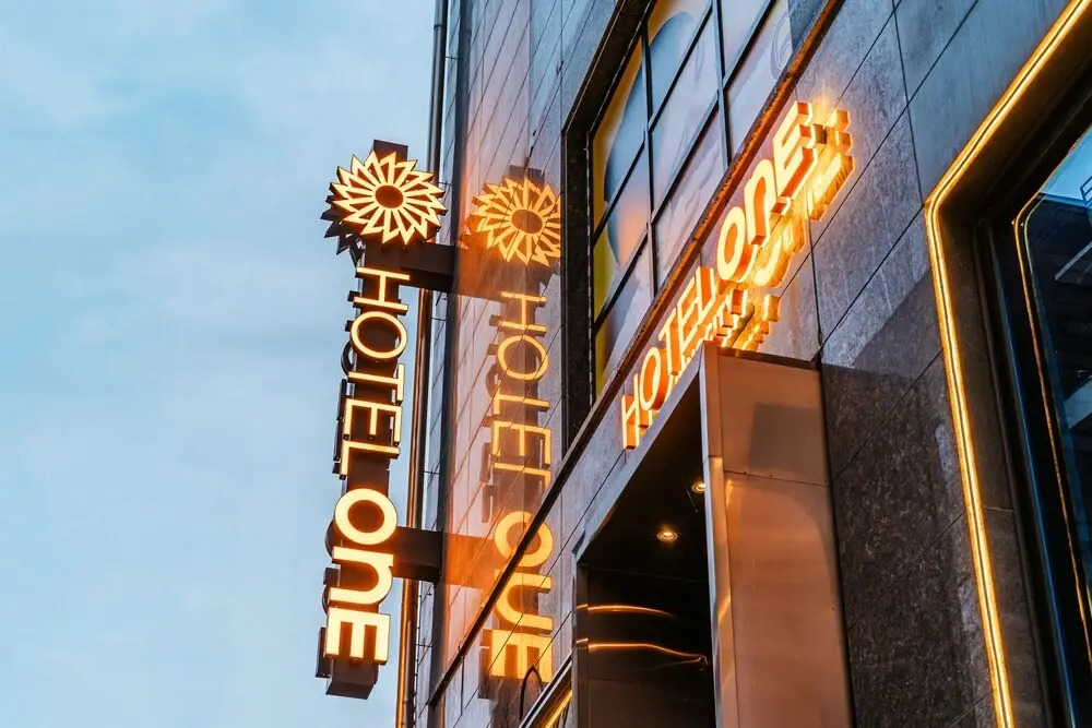 Hotels One