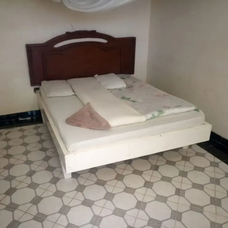 Esidai Hotel