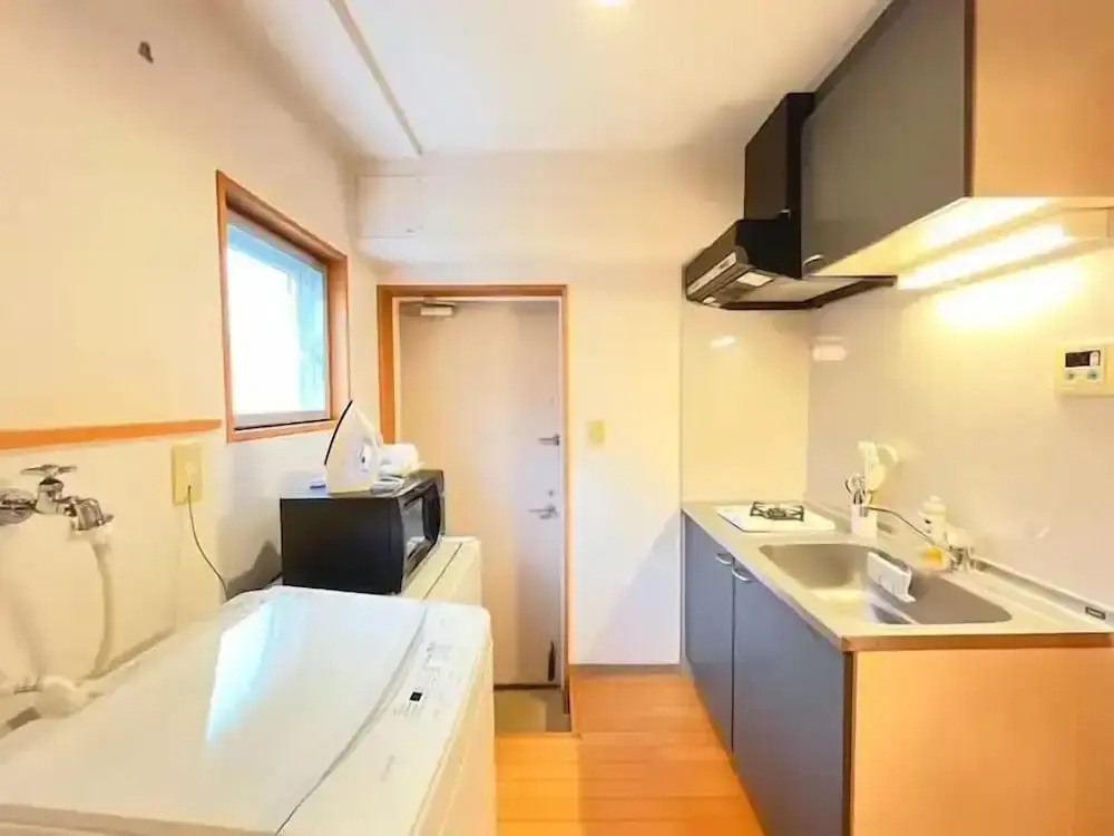 Amika First 203