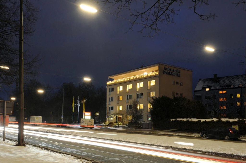 Ambassador Parkhotel