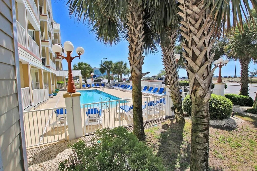 Grande Caribbean 106 - One Bedroom Condo