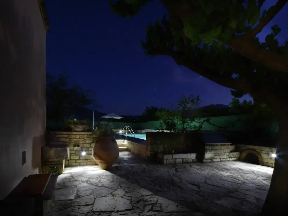Villa in Crete with Vineyard Experience