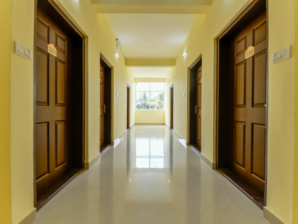 OYO 27676 Ghala Heights