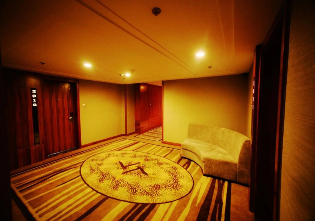 Manhattan Hotel