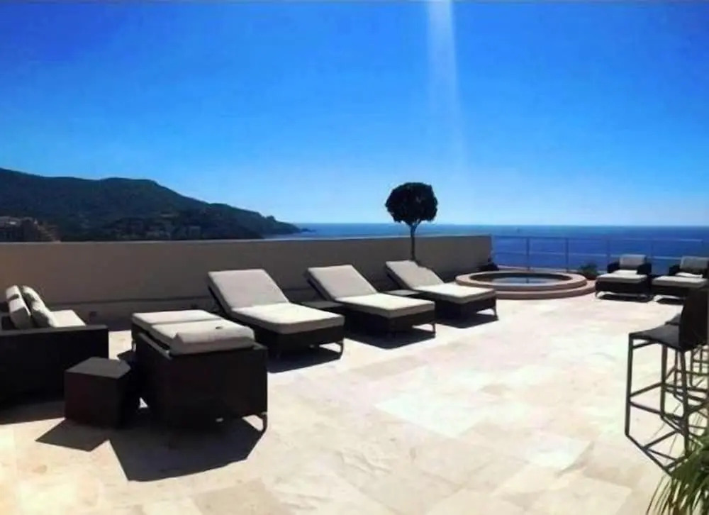 Villa Naivi Brisas 4BR by Villas HK28