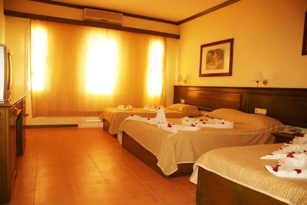 Tenda Hotel