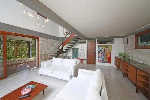 Villa Elena