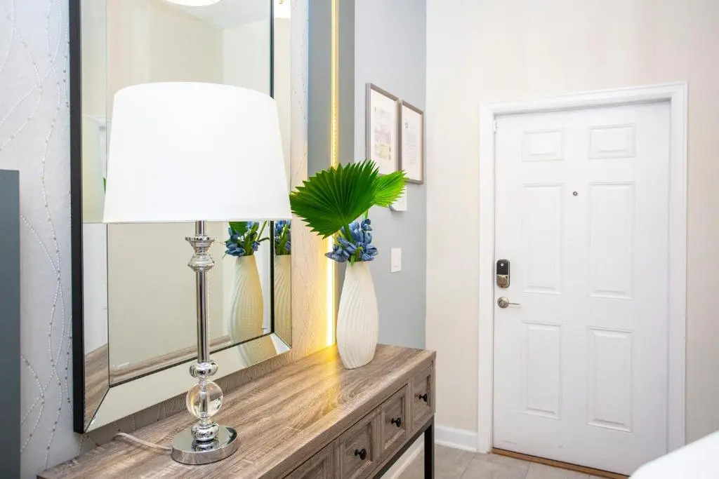 Splendid Four Bedroom Close To Disney w/ Pool 4987