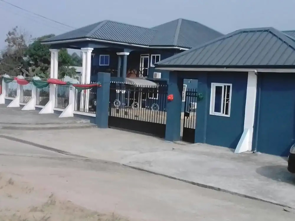 Yabah Hotel