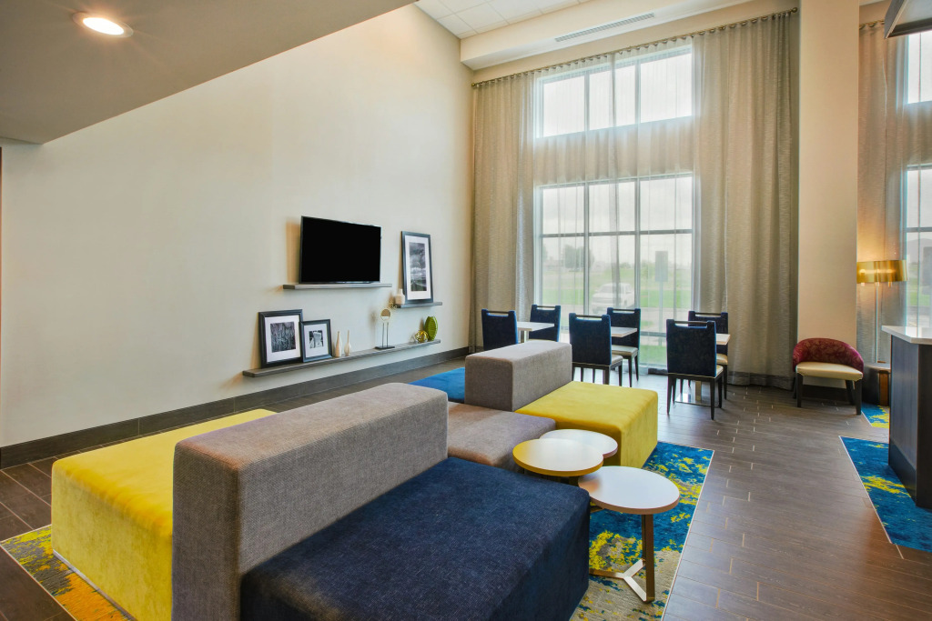 Hampton Inn & Suites By Hilton, Southwest Sioux Falls