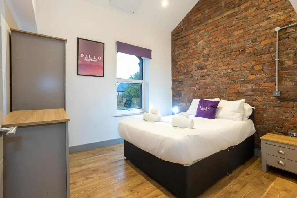Pillo Rooms Apartments - Salford