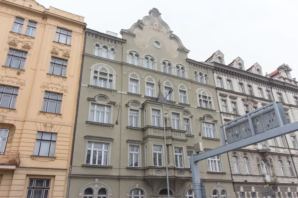Stylish Modern Apartment in Malastrana