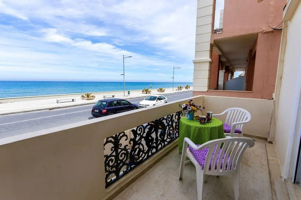 Neda Studios & Apartments