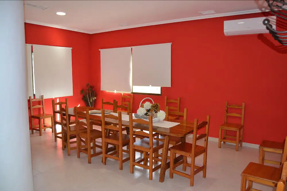 Hotel Restaurante La Sombra Del Olivo