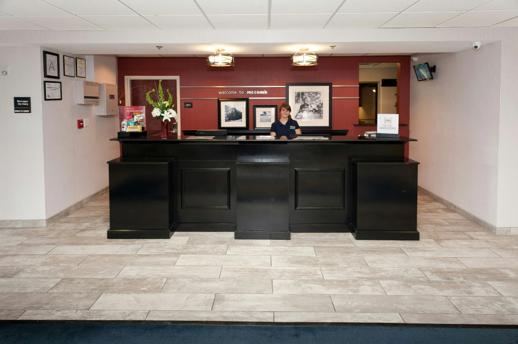 Hampton Inn & Suites McComb