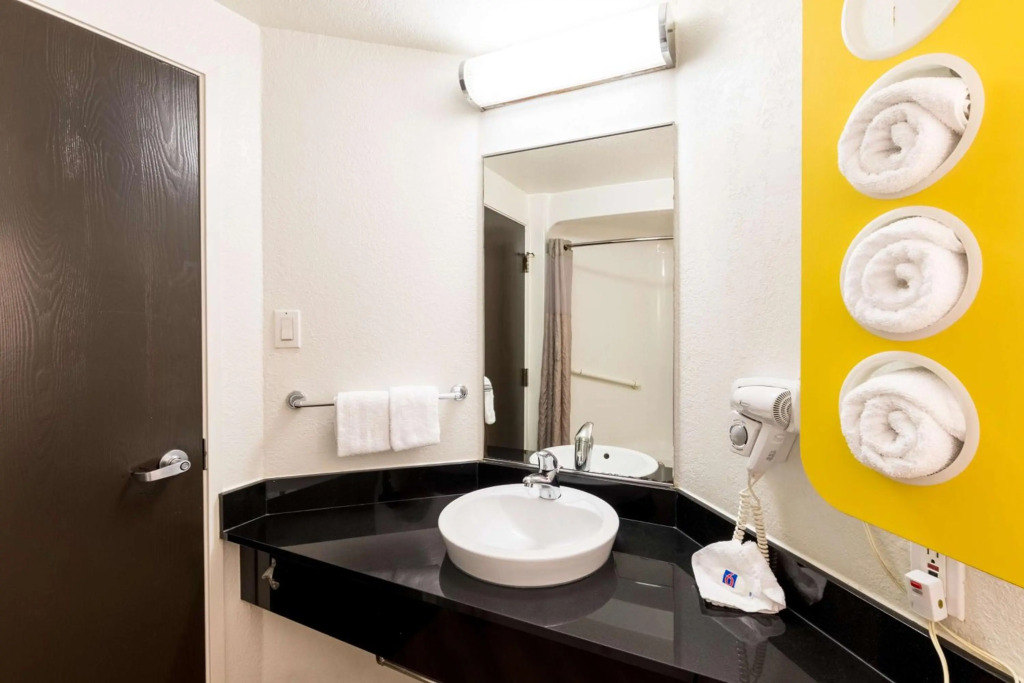 Motel 6-Irving, TX - DFW Airport North