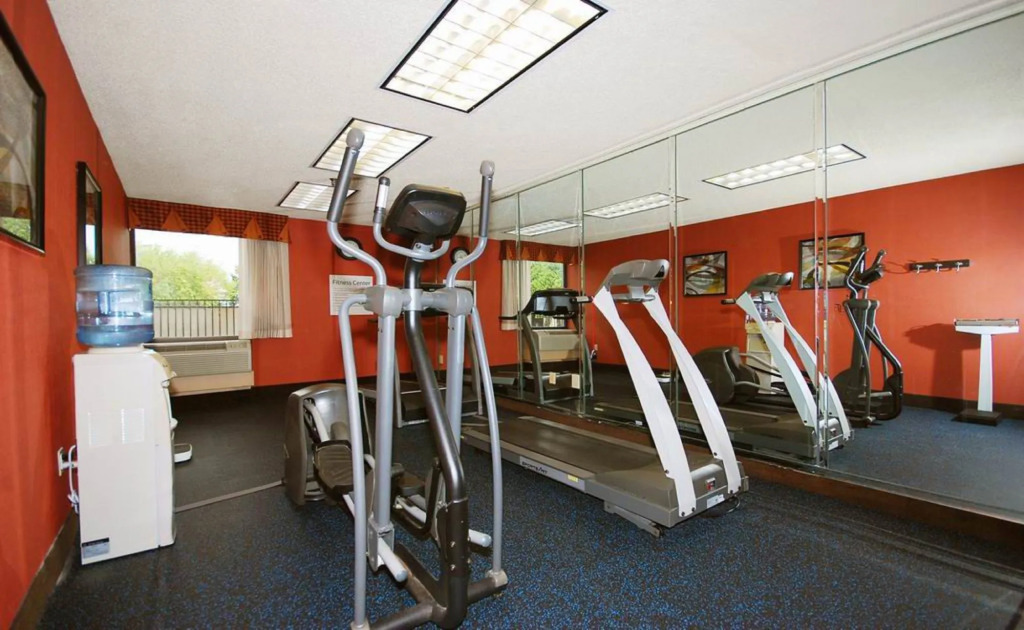 Holiday Inn Express Forsyth by IHG