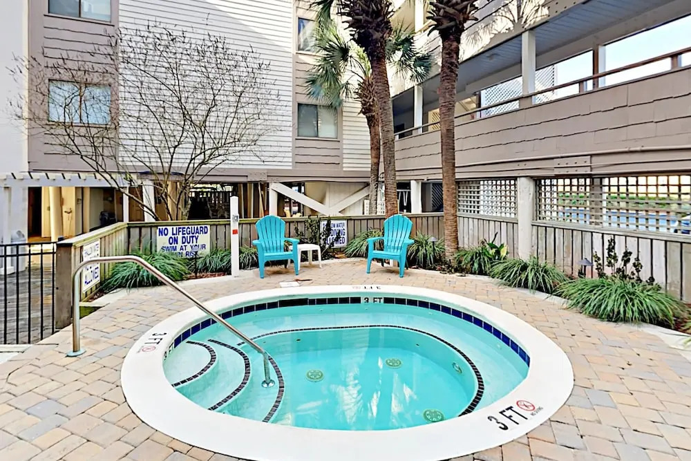 101seasc 3 Bedroom Condo