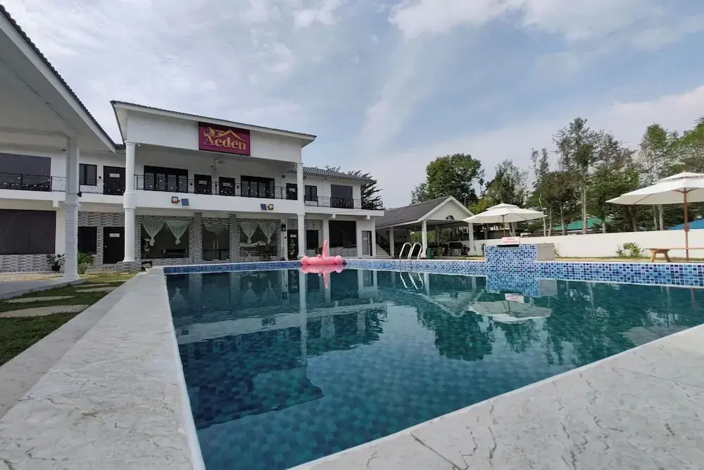 Grand Aeden Villa