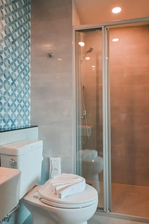 Le Lert Hotel Ratchaburi