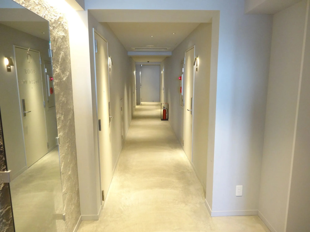 The Wall Hotel