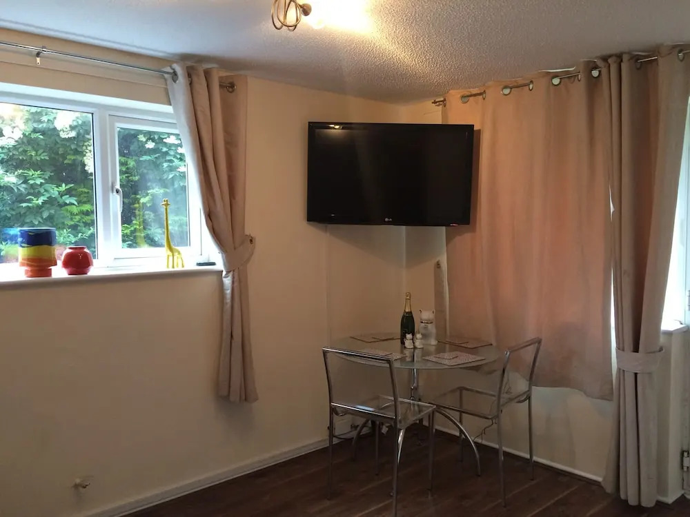 Thomson Lodge 1-Bedroom Flat