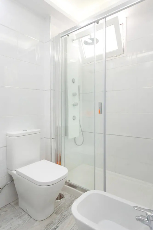 408 Enchanting Sea View Apartment, WiFi and Sea Front