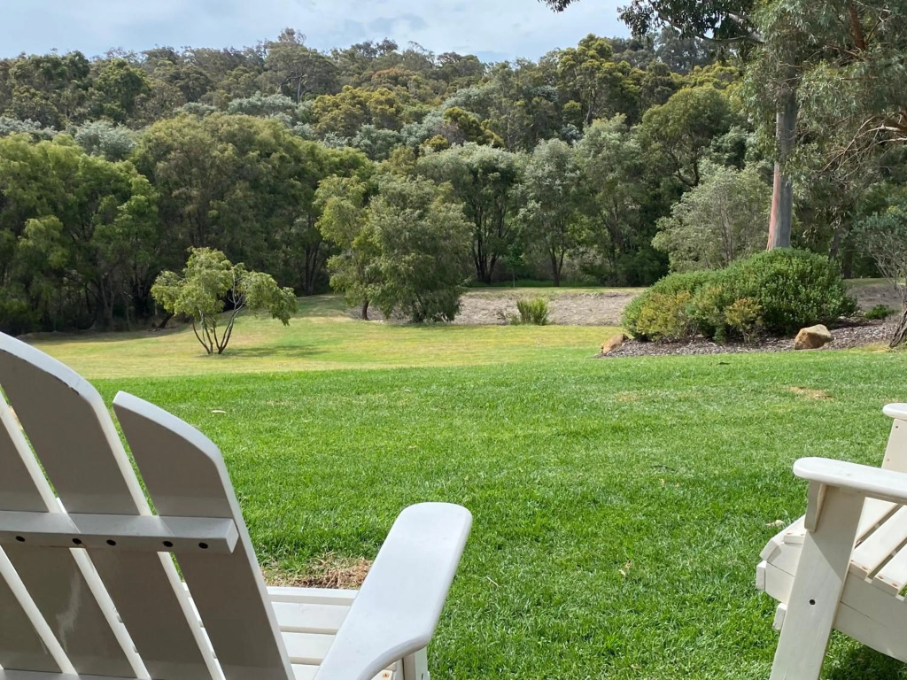 Moriarty Studio - perfect couples retreat