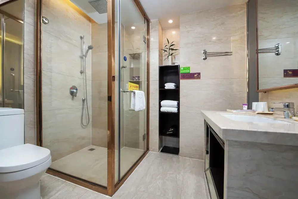 Fuqinglong Huatian Holiday Hotel