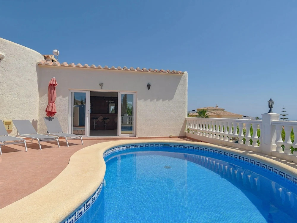 Beautiful Villa in Cumbre Del Sol Private Swimming Pool & 180 Degree sea View