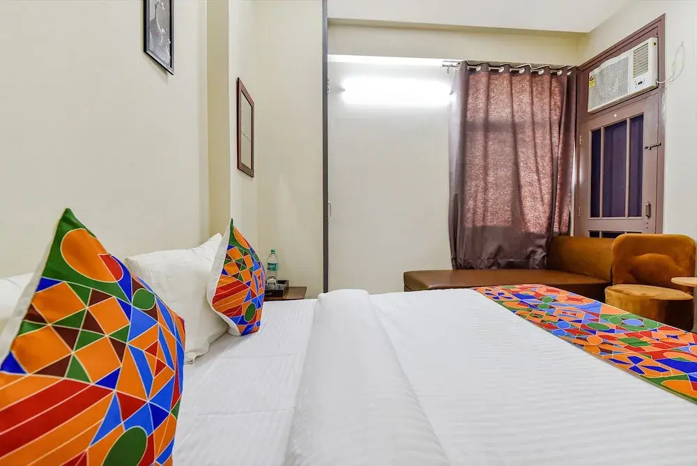 FabHotel Moon Light Palace