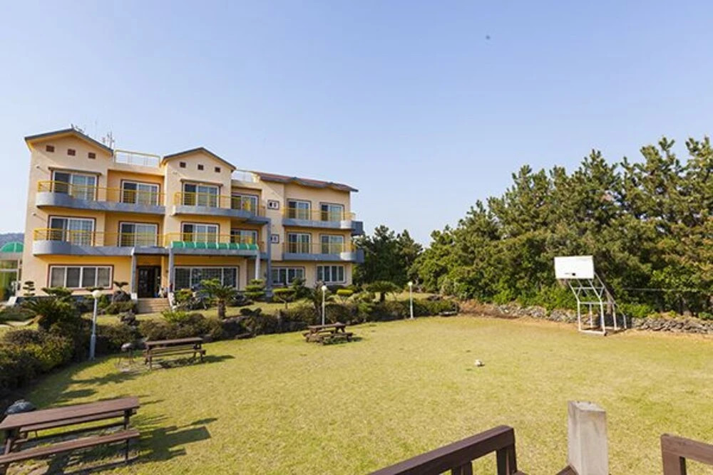 Seogwipo Getbawi Pension