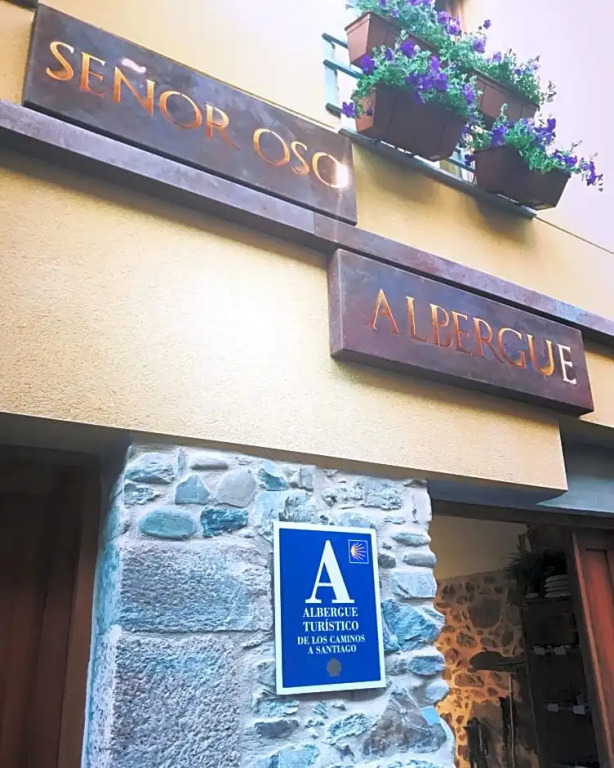 ALBERGUE de PEREGRINOS SEÑOR OSO