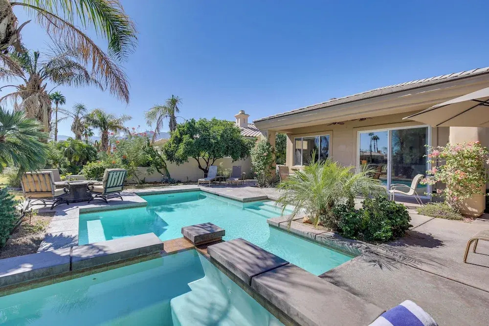 066097: La Quinta Home on Golf Course w/ Pool!