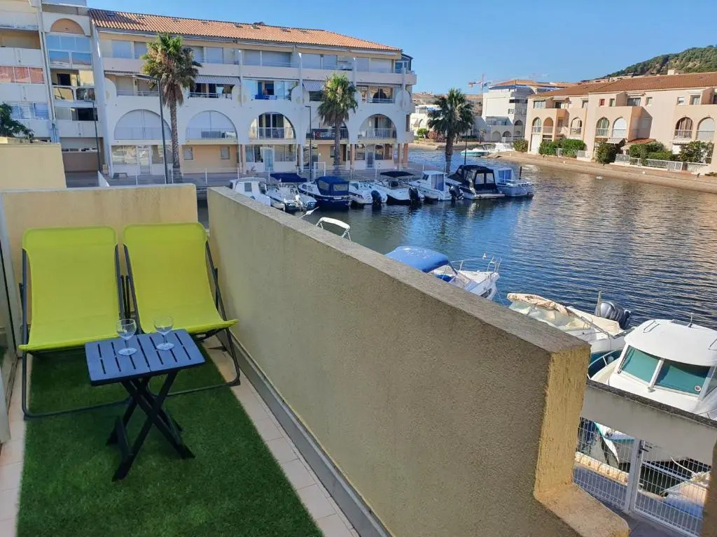 Appartement Sète, 1 pièce, 4 personnes - FR-1-338-127
