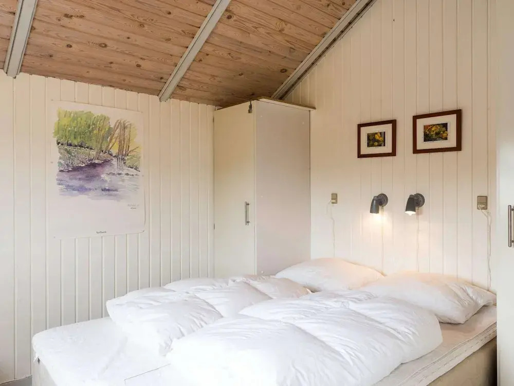 6 person holiday home in Hvide Sande