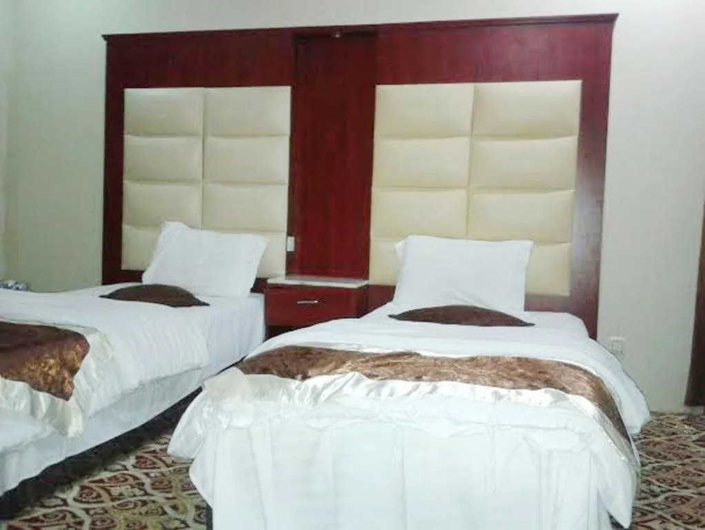 Ewan Suites