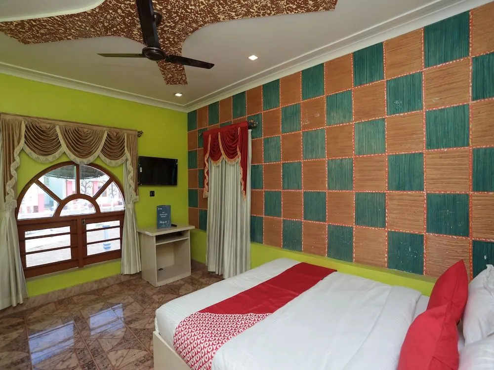 OYO 16977 Megha Resort
