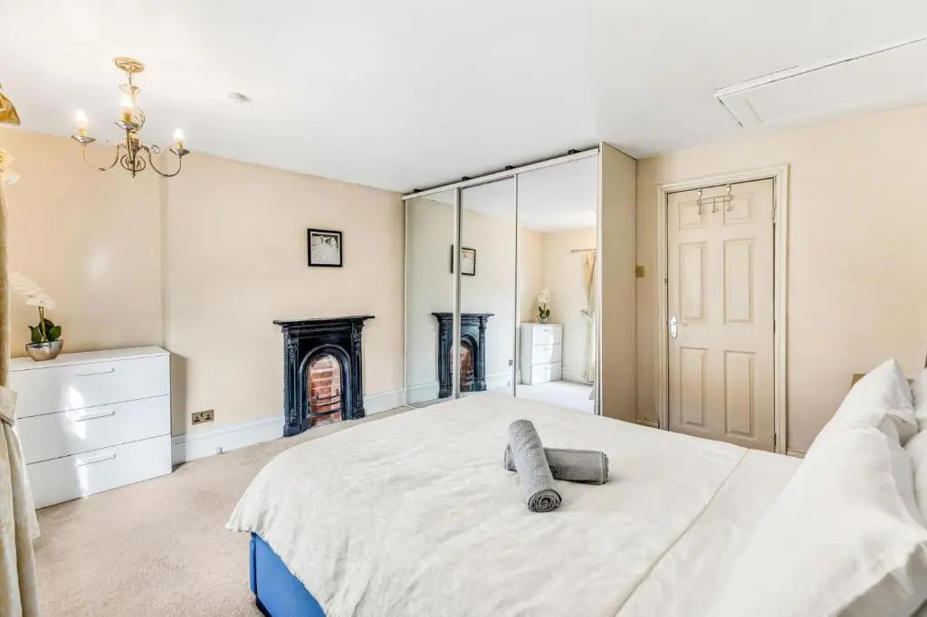 2BD Georgian Duplex City Centre Leicester