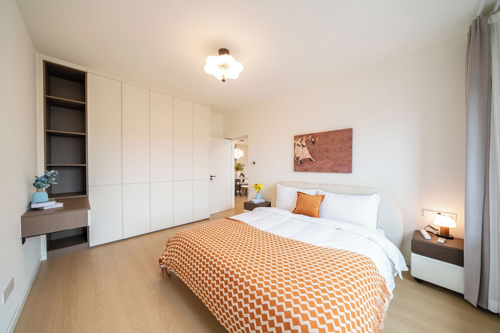 Tyms 3BR 2BA Apt  Gubei Fully Furnished
