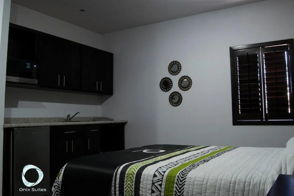 Hotel Onix Suites