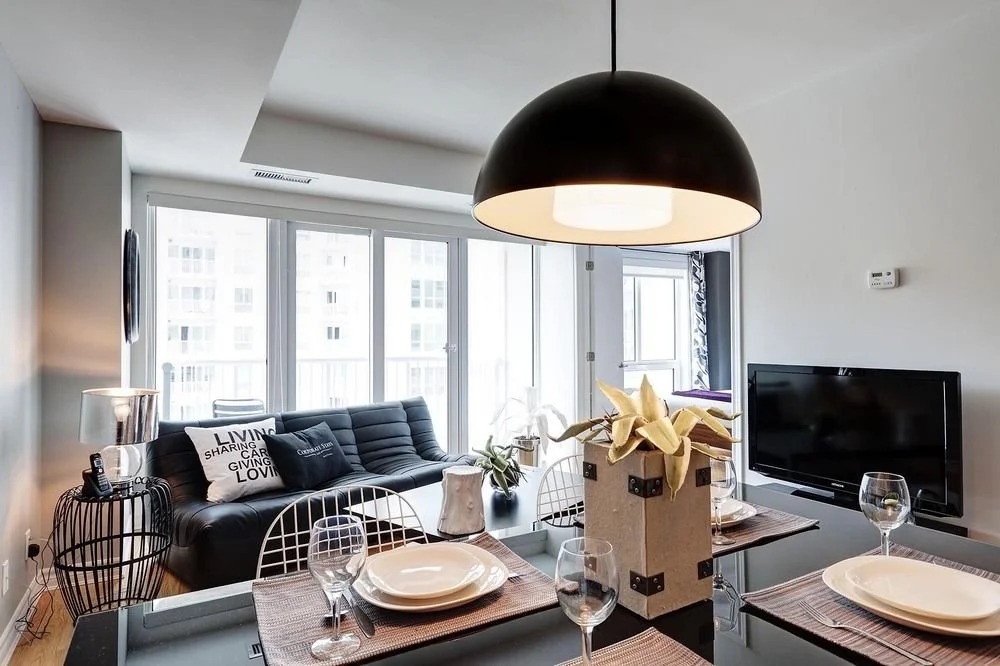 Nge Stays - Rideau Street Apartments