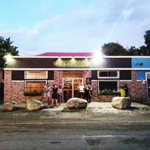 Ragamuffin Hostel & Coffee Bar
