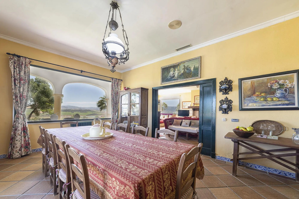 Private Villa Cortijo Sierra y Lago with private swimming pool