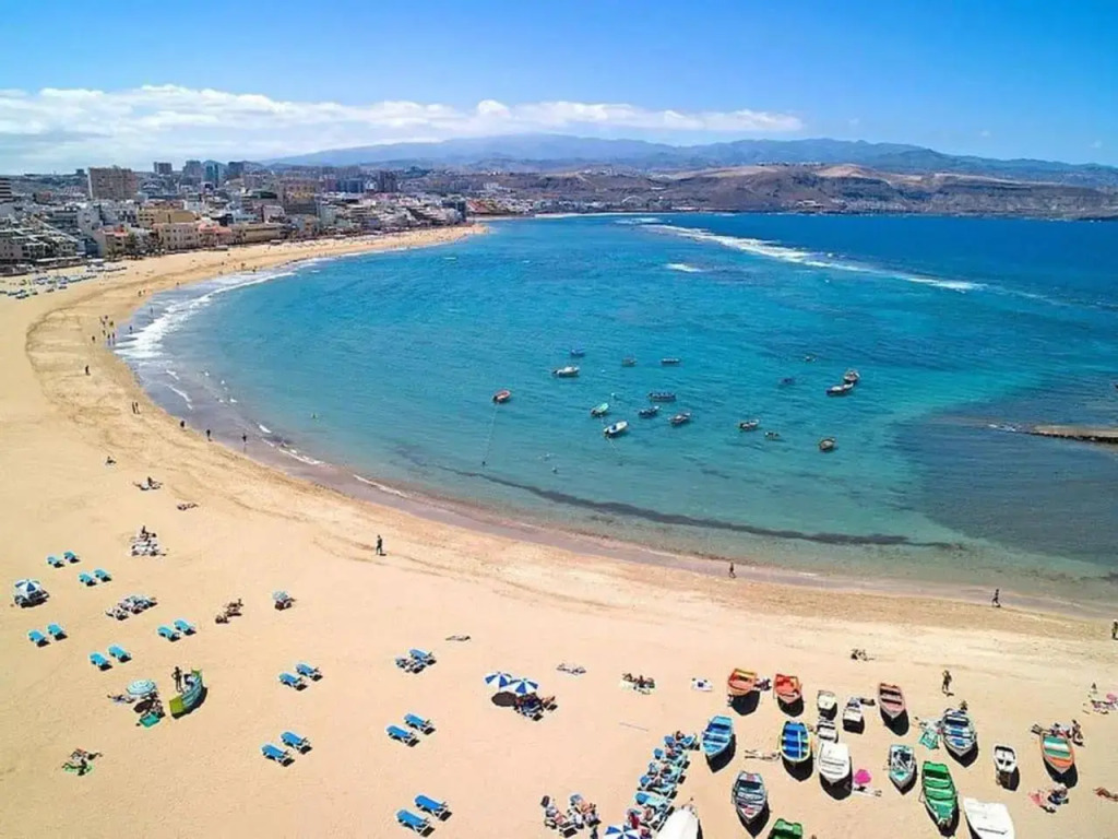 Estudio Playa Canteras 2-4p Wifi 100MB