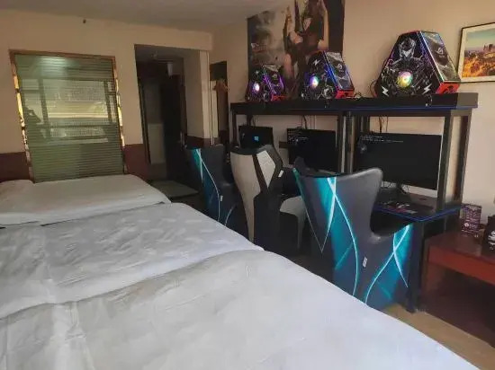 The Wall Street Holiday Hotel