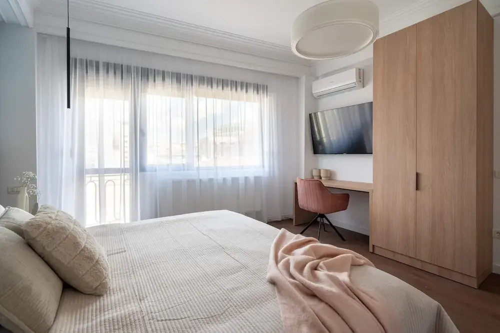 Unique & Fun 3BR by Cismigiu Gardens & Calea Victoriei